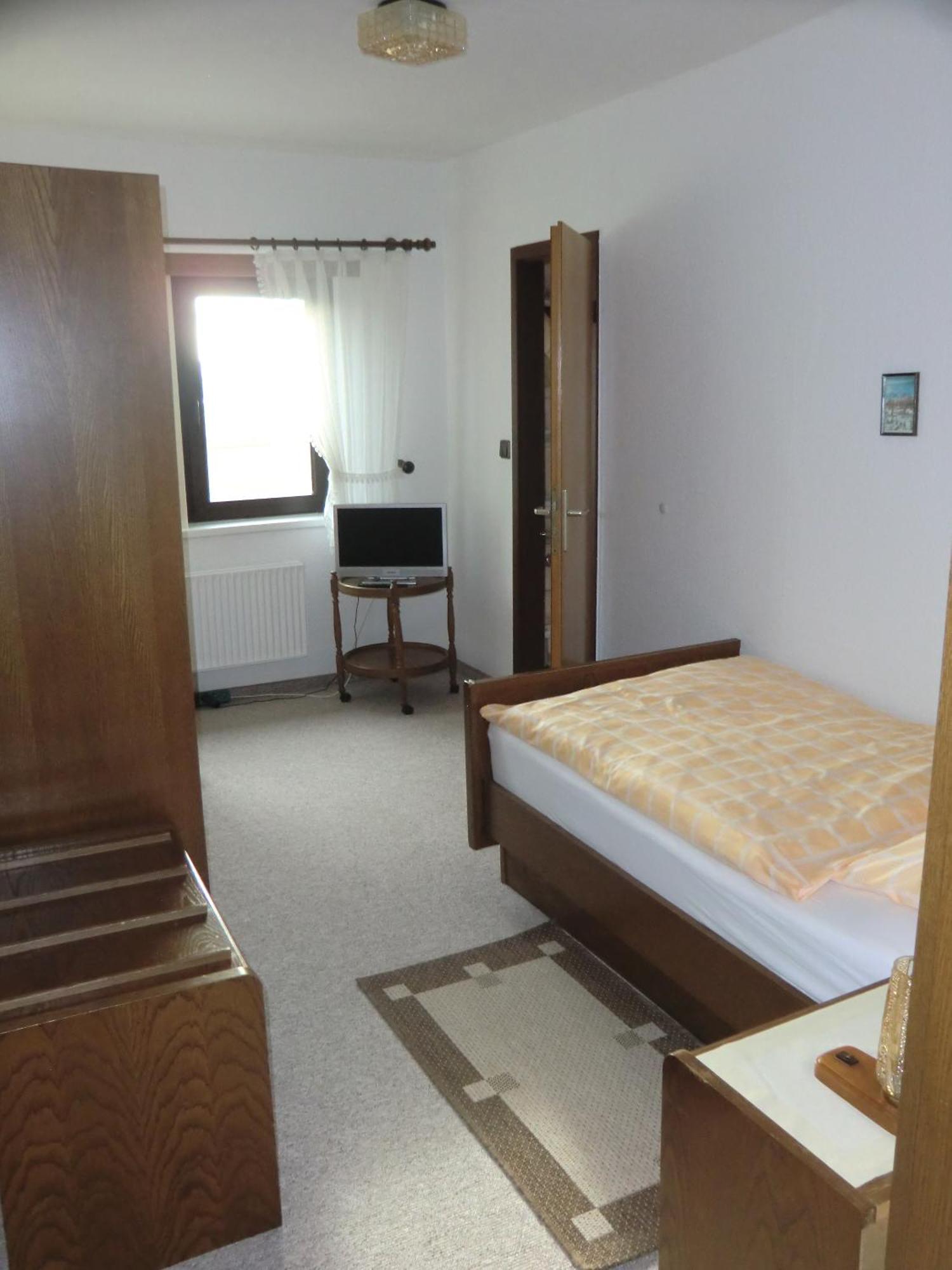Hotel Die Clus Volksen  Экстерьер фото